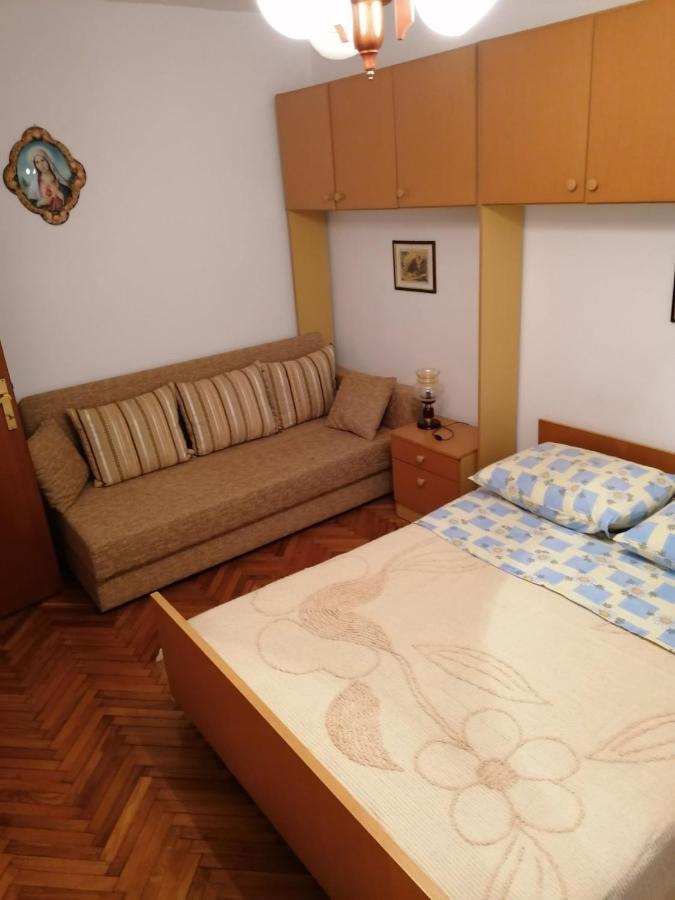 Ester Apartments Sveti Ivan  Eksteriør bilde